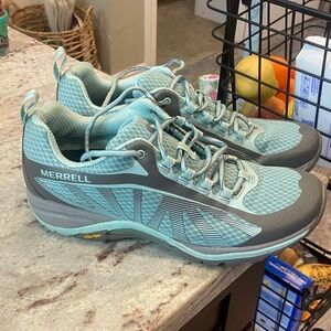 Merrell Women's Teal and Gray Athletic Shoes